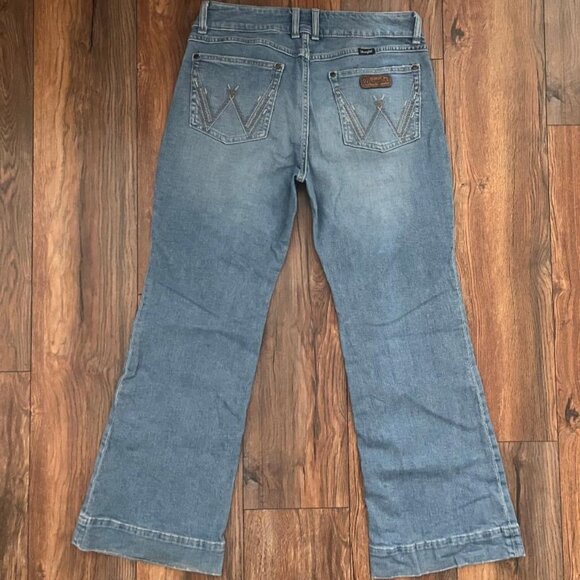 WRANGLER RETRO MAE MID RISE HALLIE - LADIES JEANS Size 31x30 - Picture 4 of 4